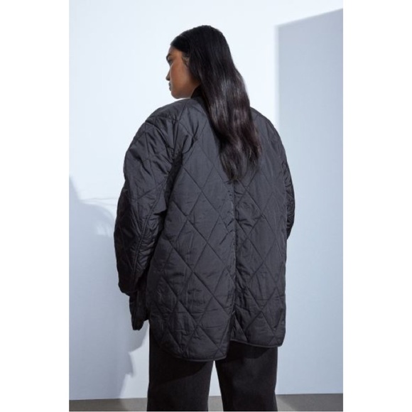 Black Quilted Jacket (S,M) - Picture 3 of 13